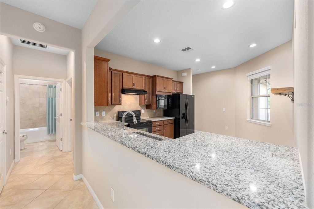 Image 18 of property listing at 9685 SW 63RD LOOP, Ocala, FL 34481