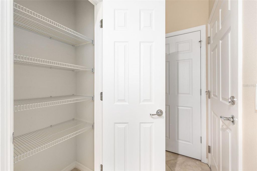 Image 26 of property listing at 9685 SW 63RD LOOP, Ocala, FL 34481