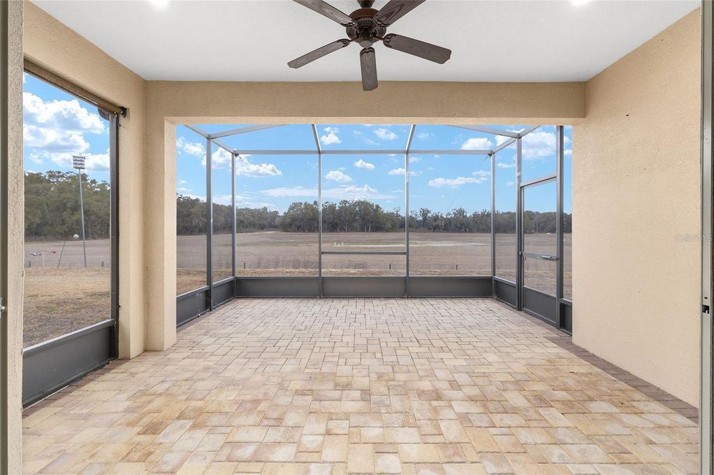 Image 46 of property listing at 9685 SW 63RD LOOP, Ocala, FL 34481