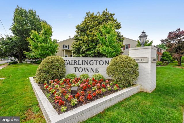 2511 N DEARING ST, Alexandria, VA 22302