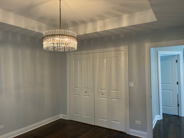6013 S Natchez Avenue, Chicago, IL 60638