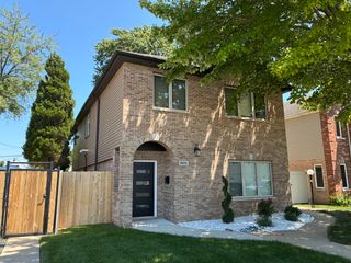 6013 S Natchez Avenue, Chicago, IL 60638