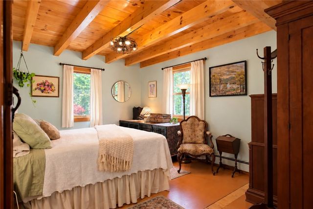 551 Carrs Trail, Coventry, RI 02827