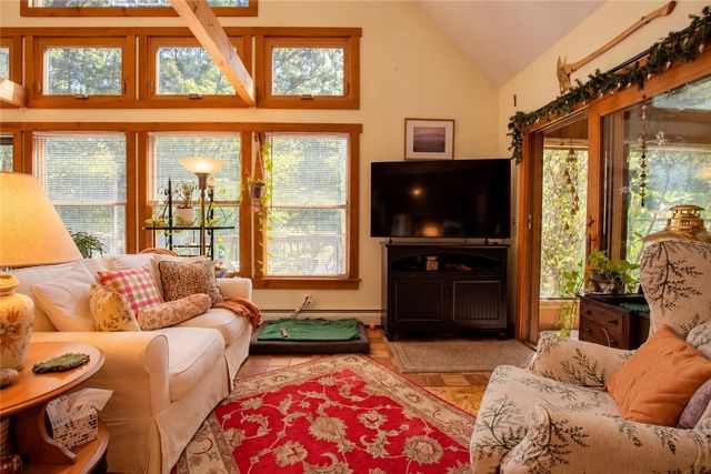 551 Carrs Trail, Coventry, RI 02827
