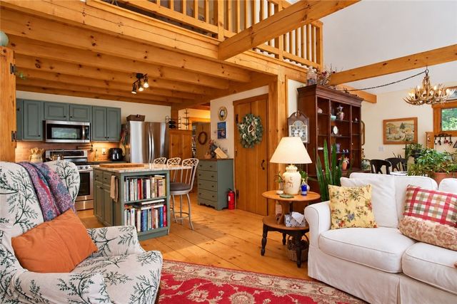 551 Carrs Trail, Coventry, RI 02827