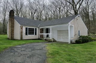 4 Briggs Lane, Armonk, NY 10504