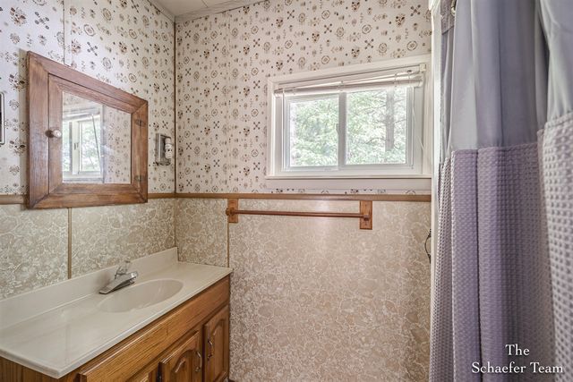 10870 Simpson, Greenville, MI 48838