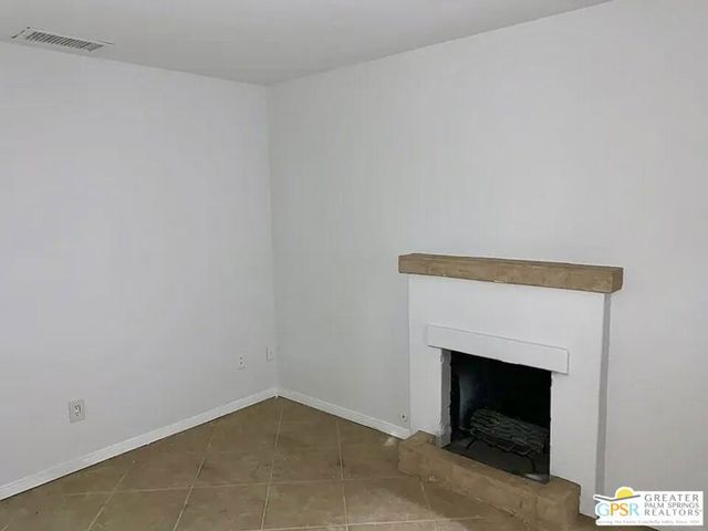 123 W San Carlos Road, Palm Springs, CA 92262