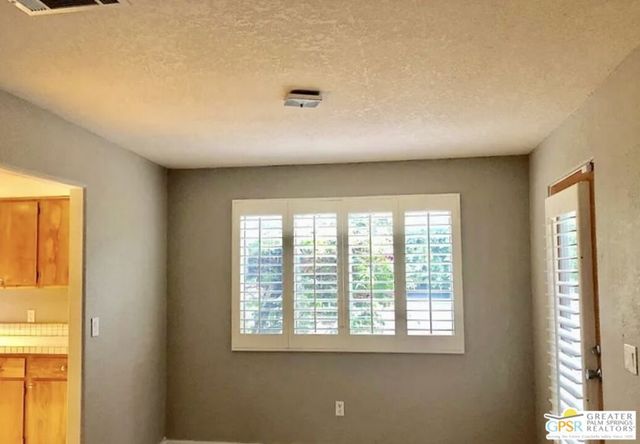123 W San Carlos Road, Palm Springs, CA 92262