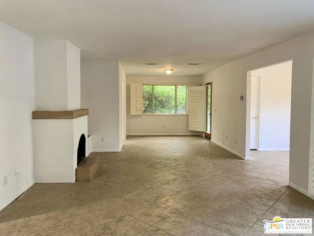 123 W San Carlos Road, Palm Springs, CA 92262