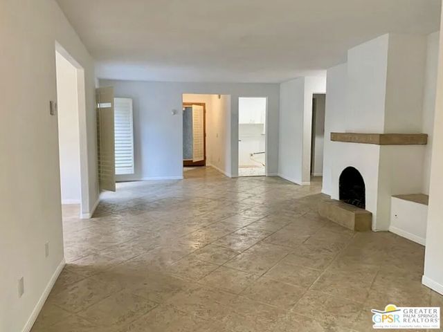 123 W San Carlos Road, Palm Springs, CA 92262