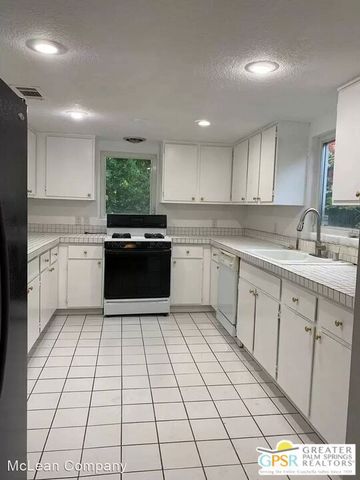 123 W San Carlos Road, Palm Springs, CA 92262