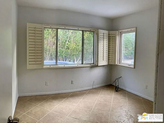 123 W San Carlos Road, Palm Springs, CA 92262