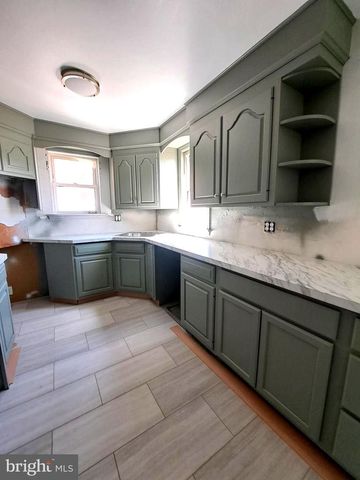 1802 MAPLE ST, Wilmington, DE 19805