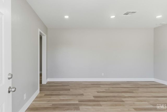 3017 River Boulevard, Bakersfield, CA 93305