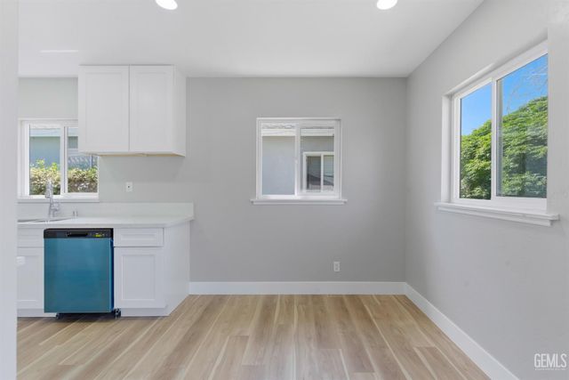 3017 River Boulevard, Bakersfield, CA 93305