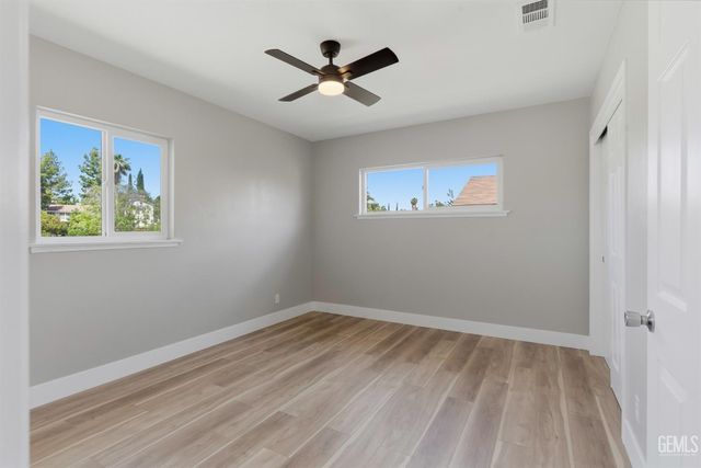3017 River Boulevard, Bakersfield, CA 93305