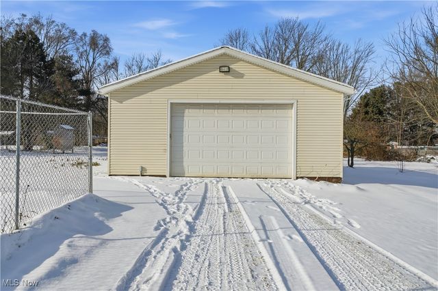 3215 S Myers Road, Geneva, OH 44041