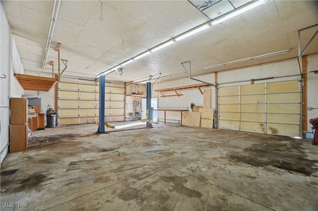 3215 S Myers Road, Geneva, OH 44041