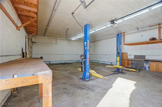 3215 S Myers Road, Geneva, OH 44041