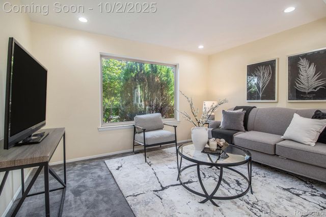 6011 Beaufort Drive, Canton Charter Township, MI 48187