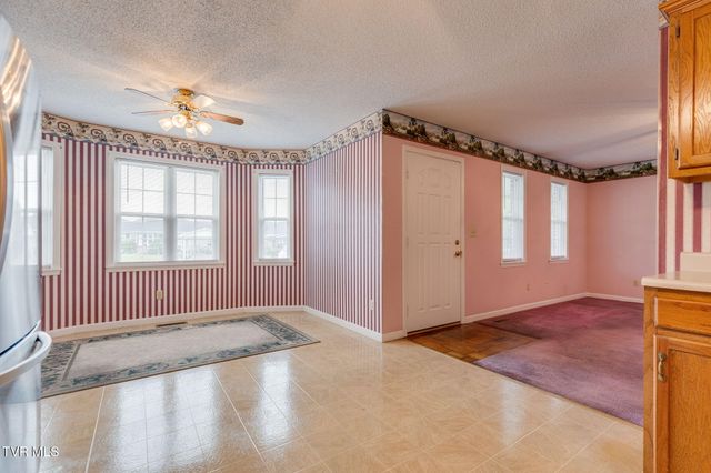 617 Race Street 1, Elizabethton, TN 37643