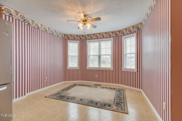 617 Race Street 1, Elizabethton, TN 37643