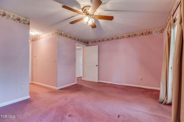 617 Race Street 1, Elizabethton, TN 37643