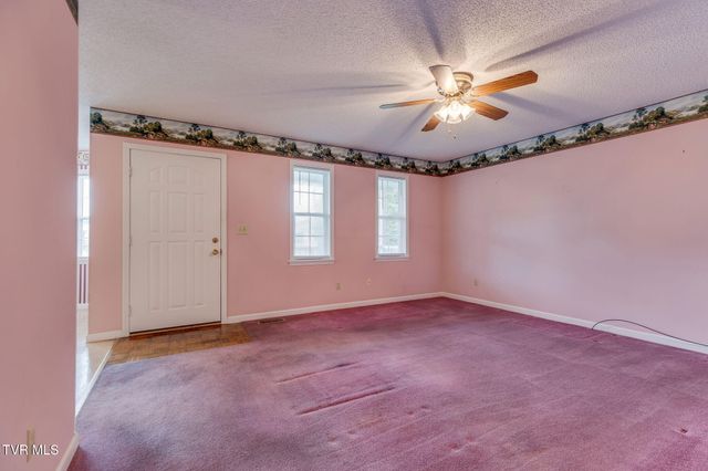 617 Race Street 1, Elizabethton, TN 37643