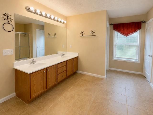 150 Adrians Lane, Covington, GA 30016