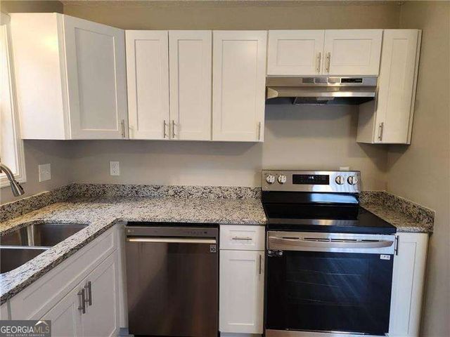1285 S Lea Court SE, Smyrna, GA 30080