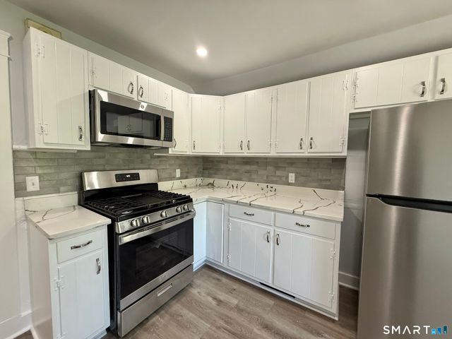 253 Willow Street FL 3, New Haven, CT 06511