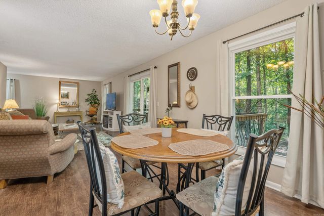 12 Segovia Dr, Hot Springs Village, AR 71909