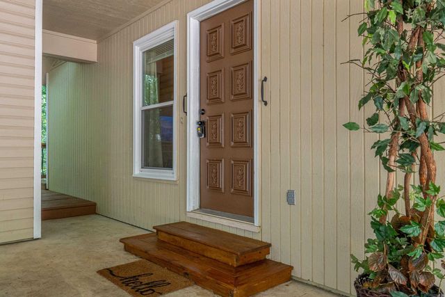 12 Segovia Dr, Hot Springs Village, AR 71909
