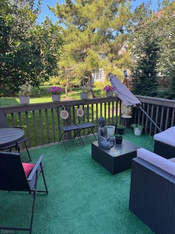 28 Langdale Rd, Wayne Twp., NJ 07470