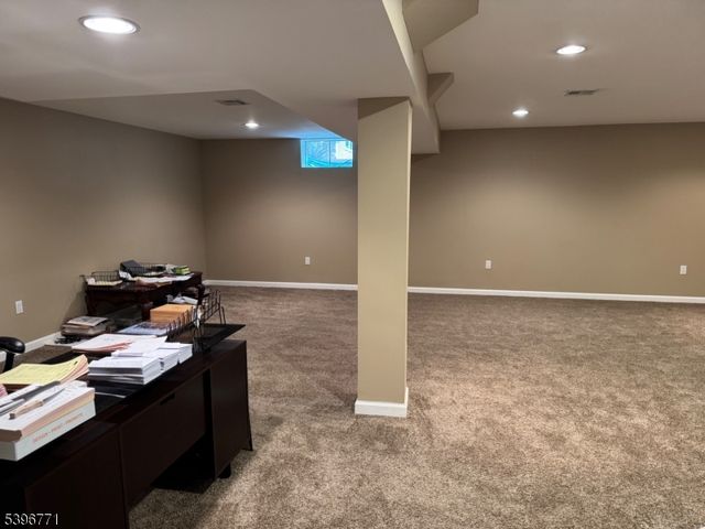 28 Langdale Rd, Wayne Twp., NJ 07470