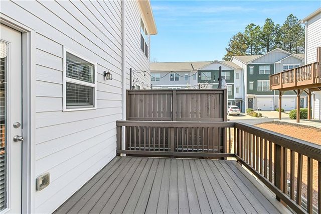 1736 Liberty Parkway NW, Atlanta, GA 30318