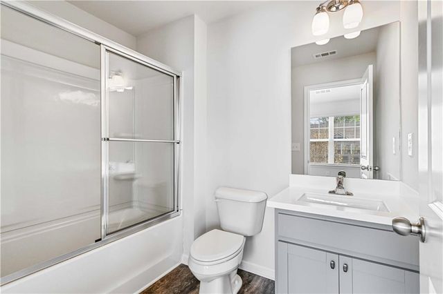 1736 Liberty Parkway NW, Atlanta, GA 30318