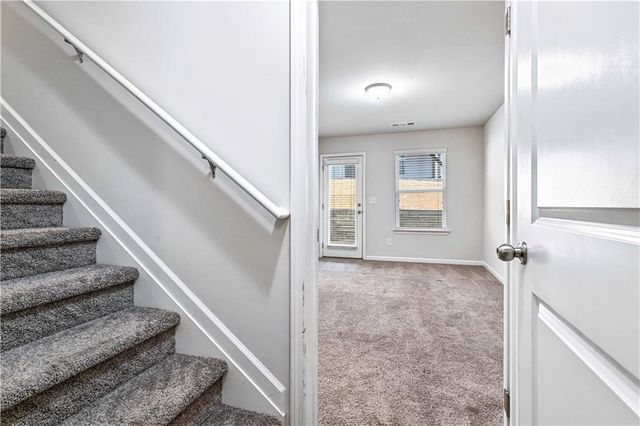 1736 Liberty Parkway NW, Atlanta, GA 30318