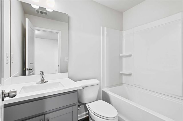 1736 Liberty Parkway NW, Atlanta, GA 30318