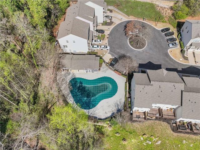 1736 Liberty Parkway NW, Atlanta, GA 30318