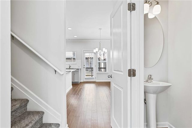 1736 Liberty Parkway NW, Atlanta, GA 30318