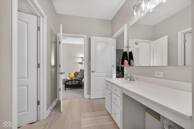 14944 Starboard Road, Fishers, IN 46040