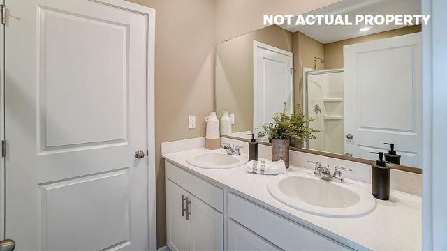 6296 Marinelli Drive South, Columbus, OH 43228