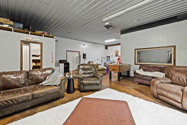 22624 SH 154, Diana, TX 75640
