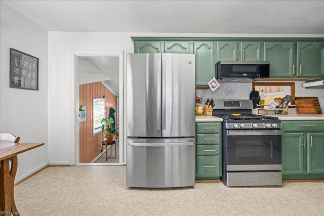 339 E Leicester AVE, Norfolk, VA 23503