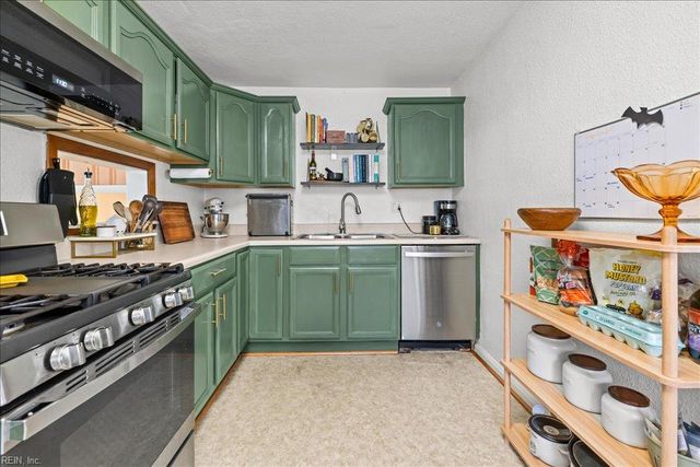 339 E Leicester AVE, Norfolk, VA 23503