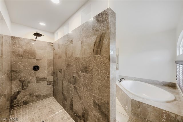 9728 Golden Thread Court, Las Vegas, NV 89141