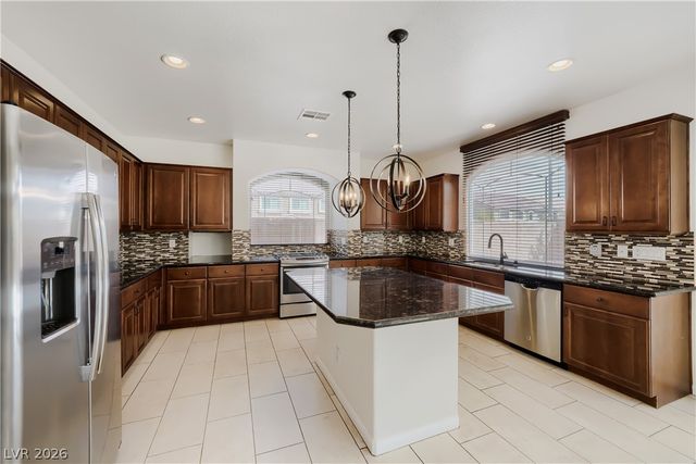 9728 Golden Thread Court, Las Vegas, NV 89141
