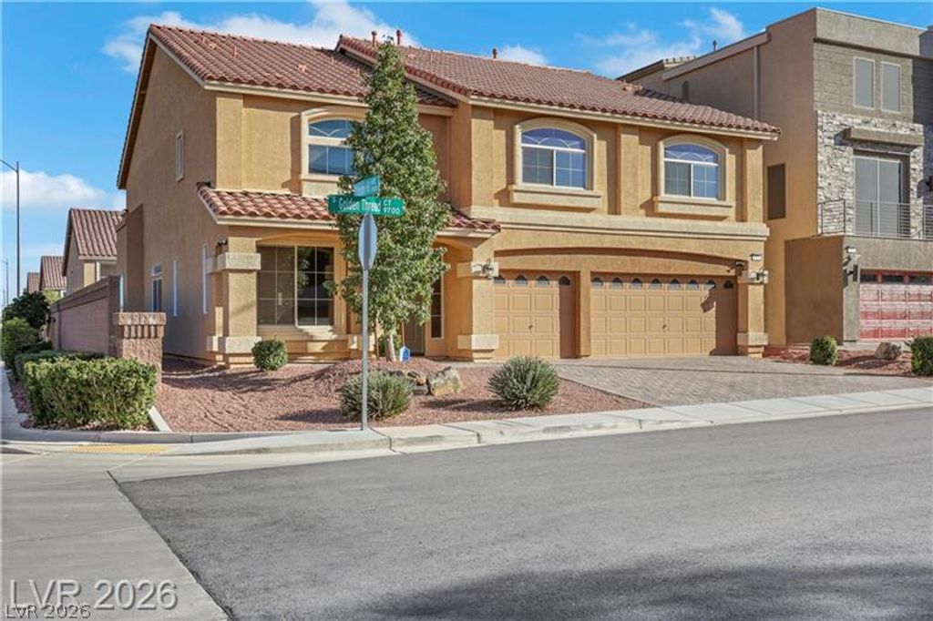 9728 Golden Thread Court, Las Vegas, NV 89141